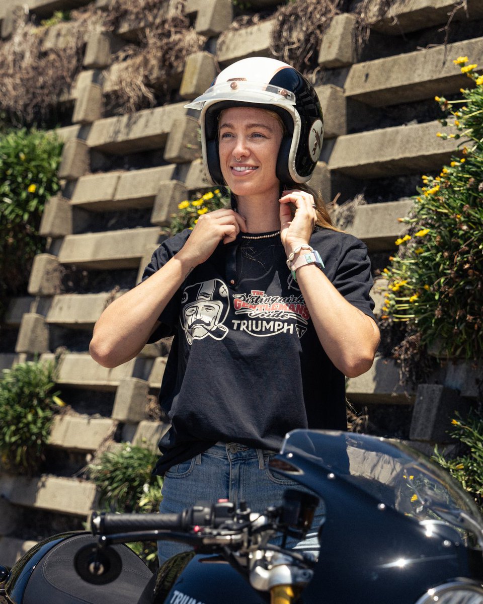 UKTriumph's tweet image. Join us in supporting one of the most inspiring riding events on the calendar, with the exclusive Hufferty tee.

Shop the full #GentlemansRide collection through our website or visit your local Triumph dealership: bit.ly/42A0h1m

#DGR2024 #RideDapper #MensHealth