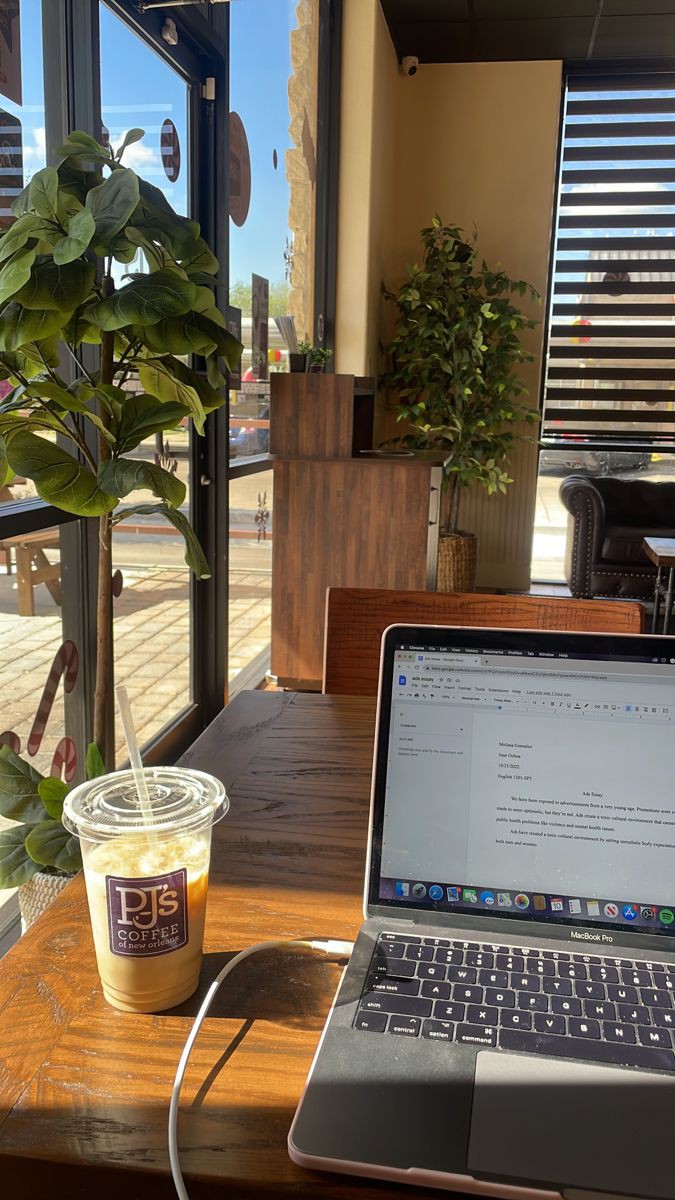 gigistudyy's tweet photo. Como eu não acumulo os exercícios do cursinho, uma thread de organização.

#studytwt #studytwtbr #studyacc https://t.co/kGIOZZVfDP
