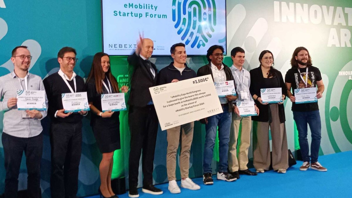 PCientificoAlic's tweet photo. #ecosistemaPCA
Nuestra empresa #HydrosPower mejor startup en el @eme_vlc
👉 Startup alicantina que apuesta por el #hidrógeno renovable como vector clave en la descarbonización, formada en su mayoría por egresados de la @UA_Universidad
➕ info: https://t.co/9dMqSkQIFP https://t.co/NvYi0BD2Q6