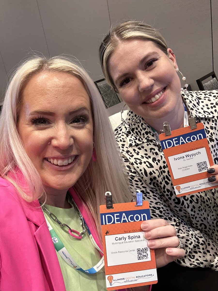 So excited to see the awesome <a href="/Miss_Wypych/">Miss Wypych</a> yesterday at #IDEACon!!! 💖💖🙌🏻🙌🏻 I’m obsessed with her earrings!!