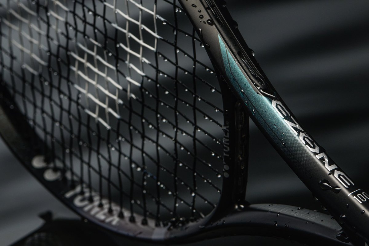 yonex_tennis's tweet photo. EZONE’s power makes a comeback, delivering easy power with the recognized plush and sweeter feel for players at every level.
SAME POWER. NEW LOOK.
Find out more on https://t.co/WYTq7JlgIn
#EZONE #TheEasyOne #AquaNightBlack https://t.co/ycwPYzrFAd