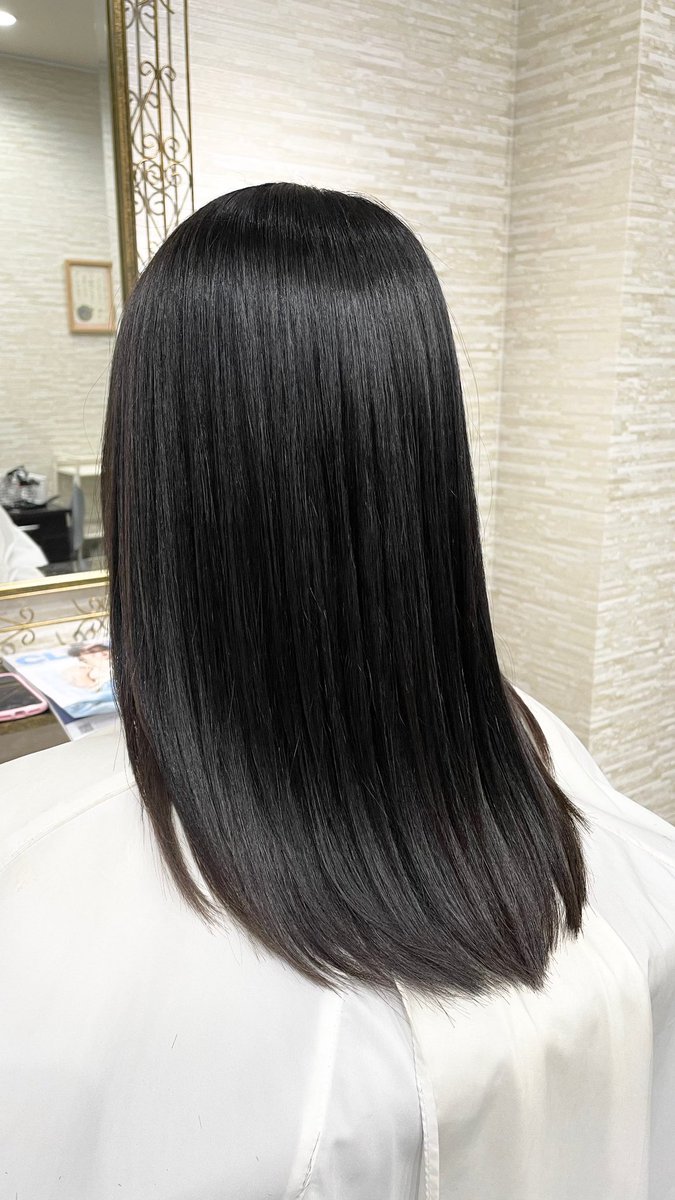 本日の地毛風ストレート
ほぼ毎日のようにストレートやってますがやっぱりストレートは楽しいですね😄
最近予約埋まるのが早いのでご希望の方はできるだけ早めのご連絡お願いします🙇