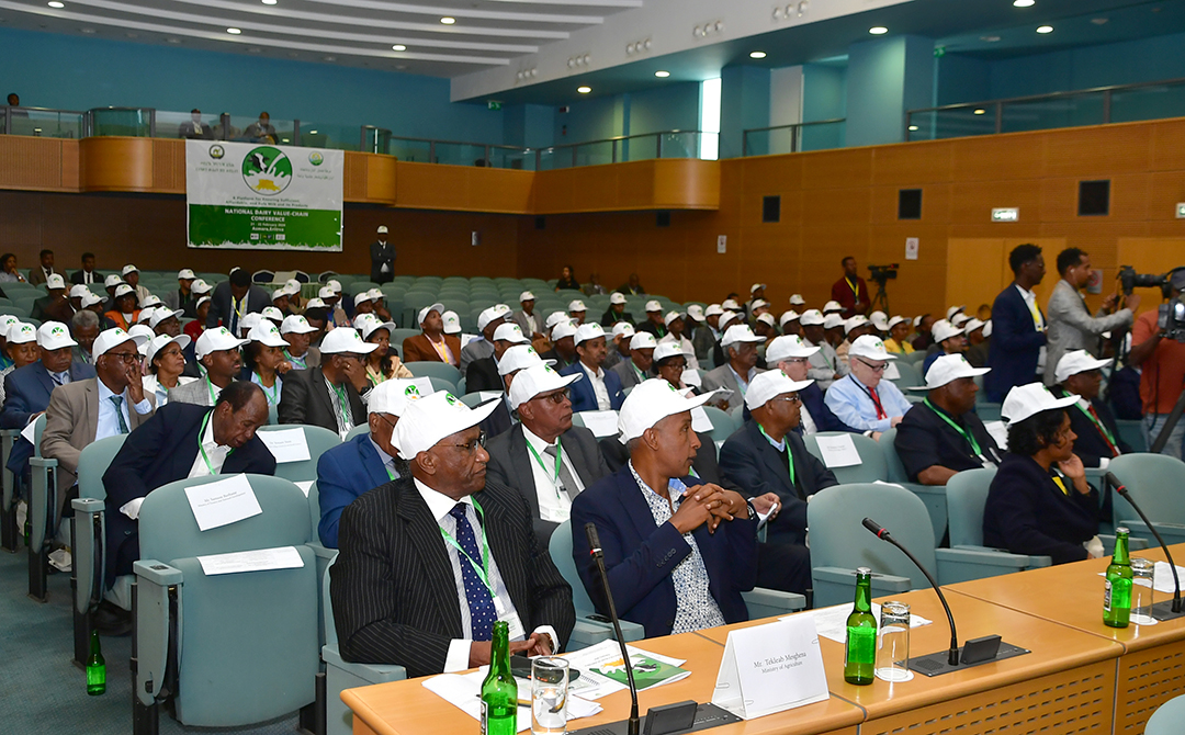 hawelti's tweet photo. Two-day Conference on Dairy Value Chain convened at Asmara Palace by MoA with participation of stakeholders from Eritrea &amp; various countries.  Minister Arefaine stated Conference was milestone in collective efforts to optimize z industry. Over 20 research papers will be submitted https://t.co/pM4DXphiDk