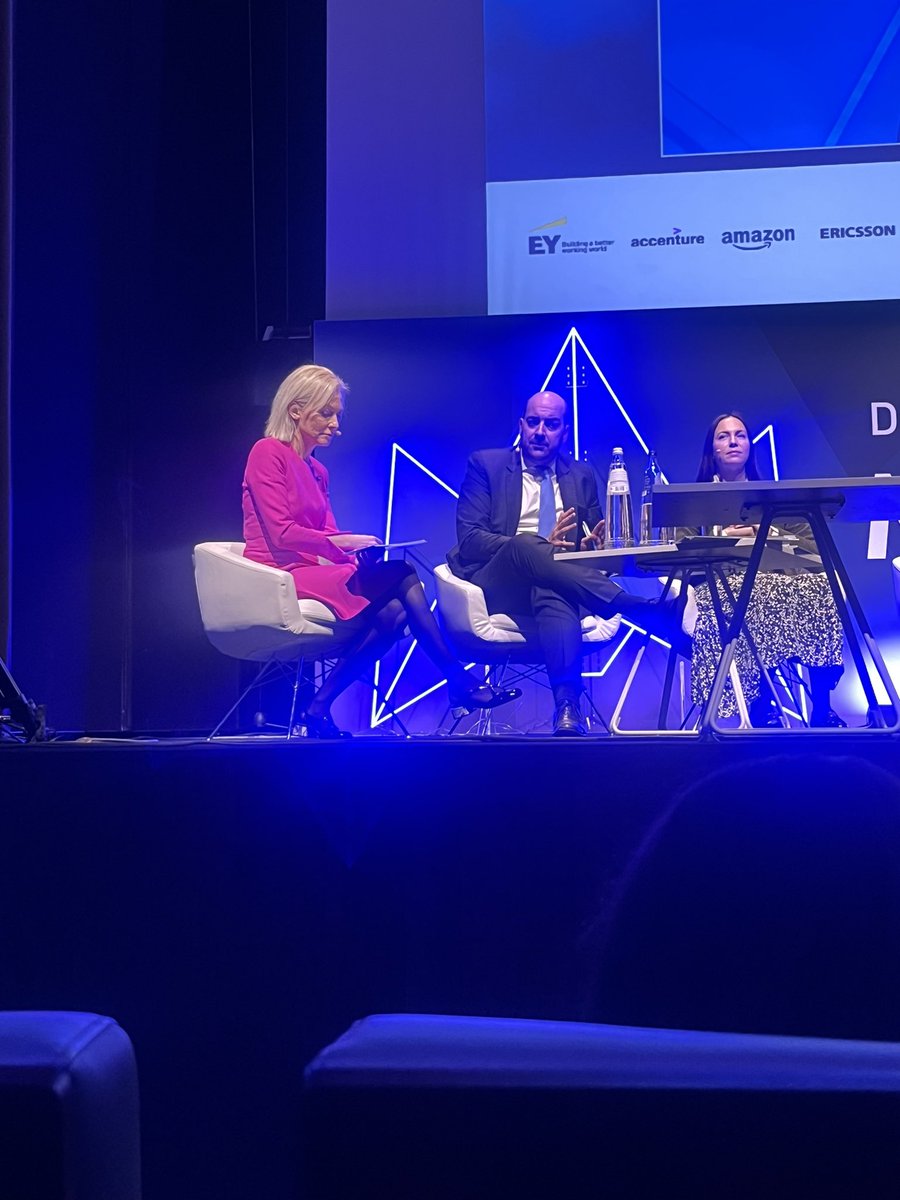 UnaFitzpatrick0's tweet photo. @mathieumichel, Secretary of State for Digital in 🇧🇪 says that after an intense 5 year period of tech regulation there is a need for a regulatory pause to allow industry to implement and regulators to assess regulatory impact,before any regulatory gaps can be identified  #MOD2024 https://t.co/MdzDbuGbB8