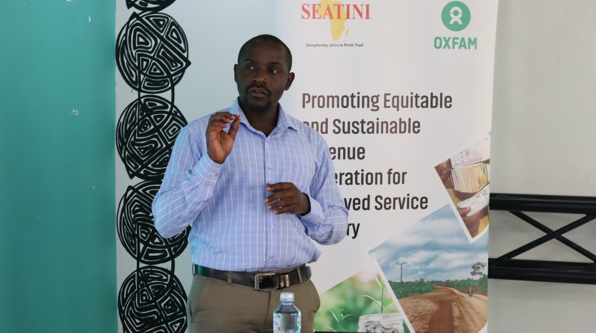 SEATINIUGANDA's tweet photo. #HappeningNow in Arua City, @SEATINIUGANDA with support from @OxfaminUganda is holding a technical meeting to review the Local Revenue Enhancement Plan for Nebbi District Local Government #LREP @MoLGUganda @OxfaminUganda @USAID @SeatiniU @taxalliance_ug @Navie166 https://t.co/USq0FQEmFn
