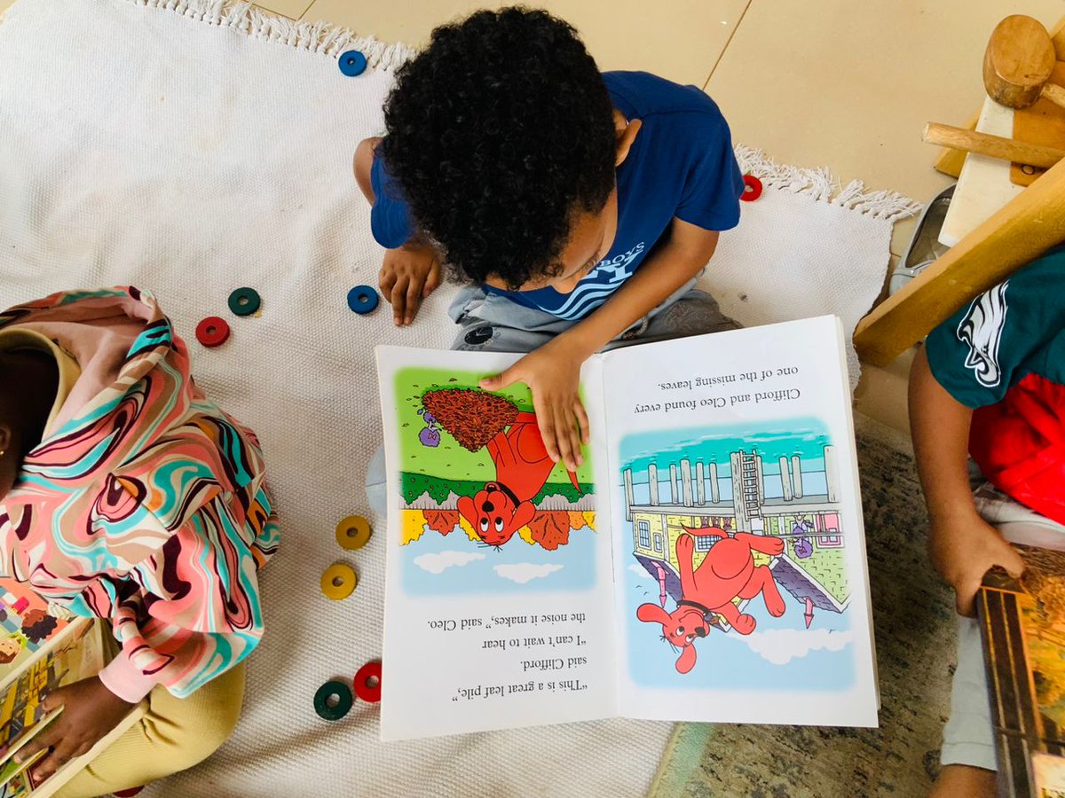 book_driveug's tweet photo. Are you a bookworm looking for a bargain?
Don’t miss our sales promotion on mini libraries this week at Book Drive Store.
You can buy one mini library and get 3 free reading days.
#BooksAreToysToo
#ReadingDays https://t.co/GHY2qQmnMK