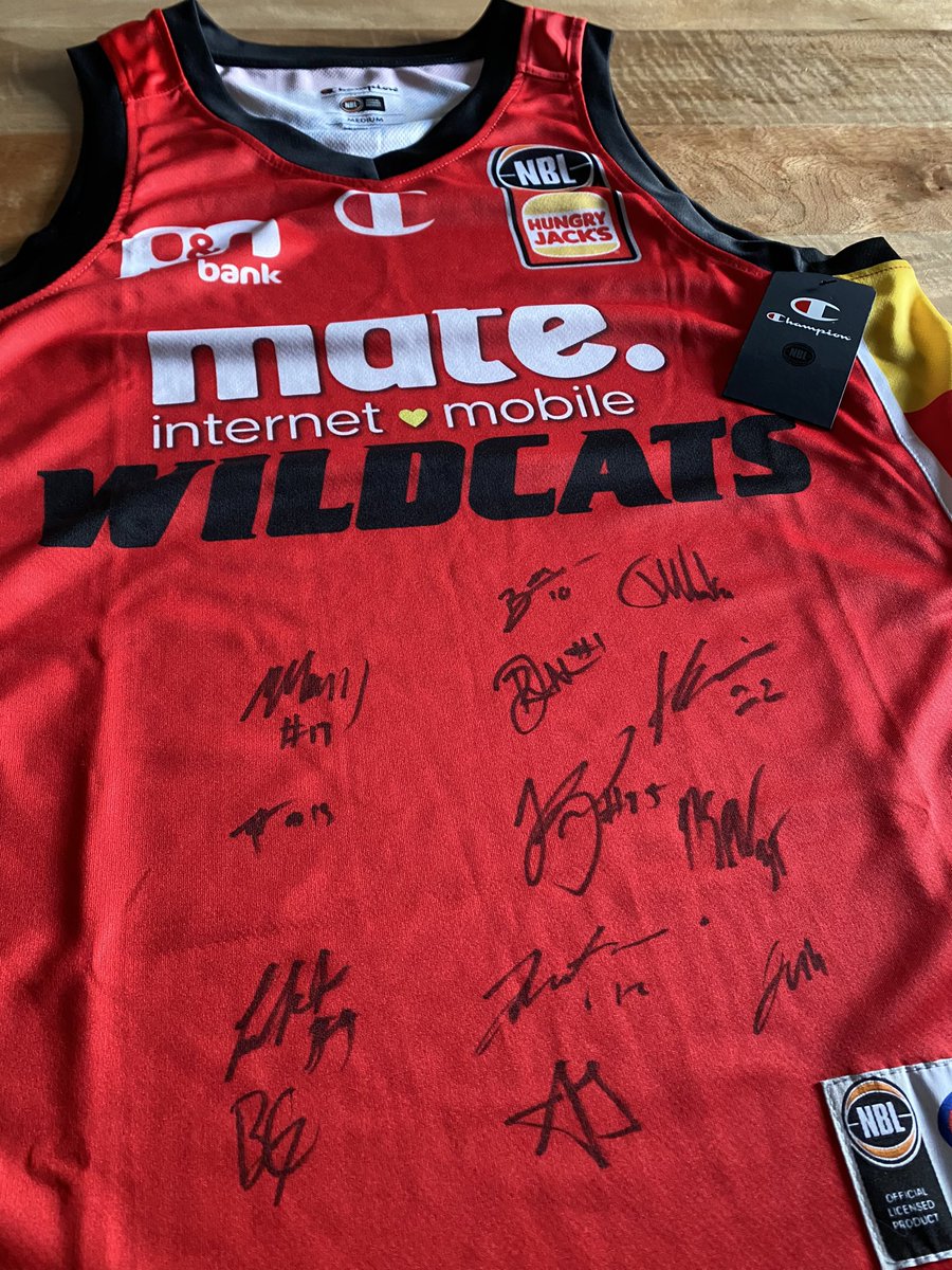 Leigh McIlroy tweet media