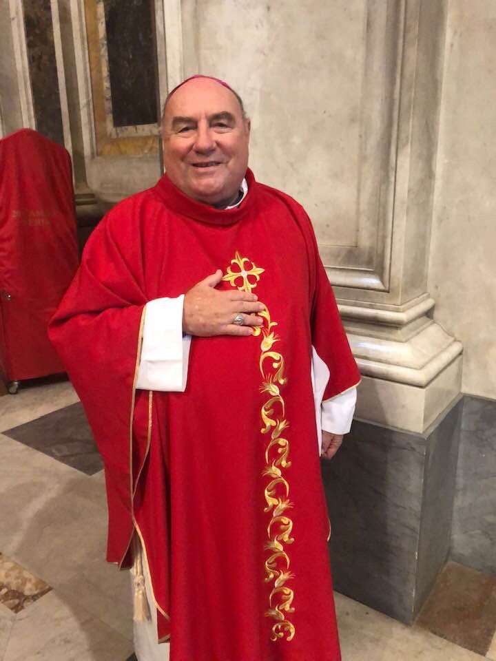 #BREAKING Bishop of Broome Christopher Saunders has been arrested and taken into custody. Police just raided his home. Expected to be for historic sex assault allegations. A Vatican report found he’d sex assaulted 4 youths, groomed 67 more. #catholic #bishop #vatican #saunders