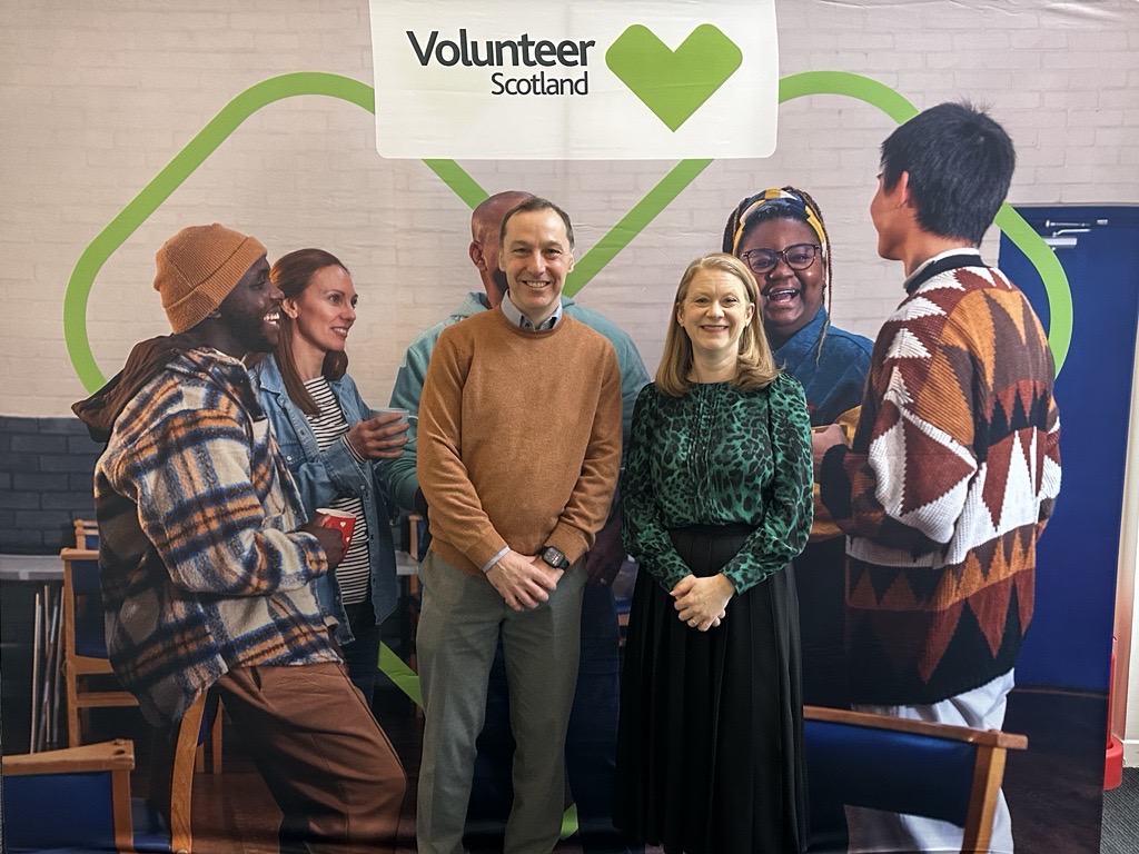 We're excited to Welcome @S_A_Somerville Cabinet Secretary for Social Justice to Volunteer Scotland this morning to discuss the future of volunteering in Scotland, including the #VolunteeringActionPlan