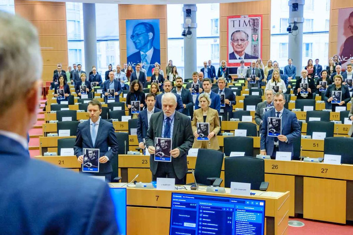 EPPGroup tweet picture