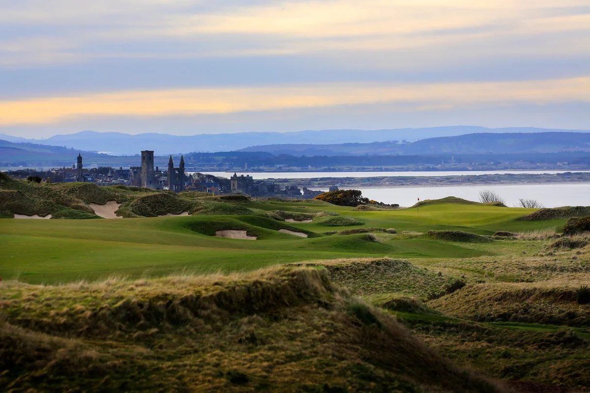 Our one and only event of 2024 10th & 11th April over Jubilee & Castle courses @TheHomeofGolf DM for entries first come first served johnhenrygolf.co.uk/big-johnsons-t…