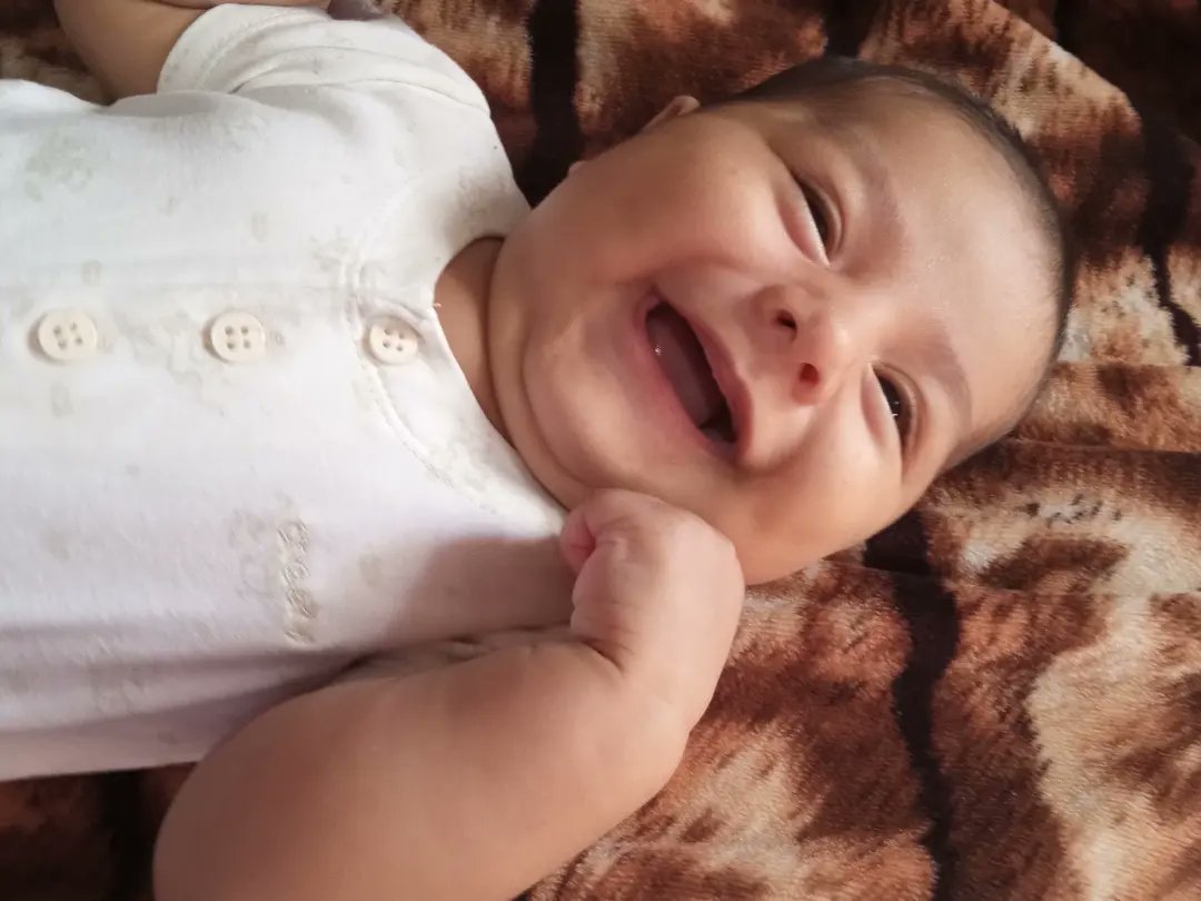 Bebé hermoso de mamá ❤️