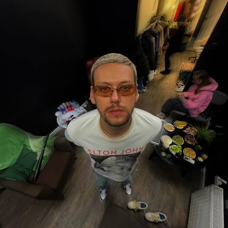 мне нравится фон :]