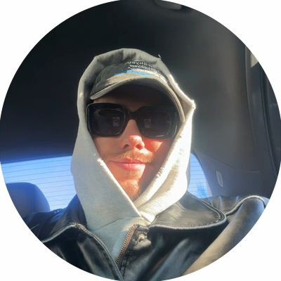 человеческий котёныыш🥺🩷