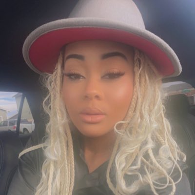 daniellealexia_'s tweet photo. #NewProfilePic https://t.co/UlmHcJ2htR