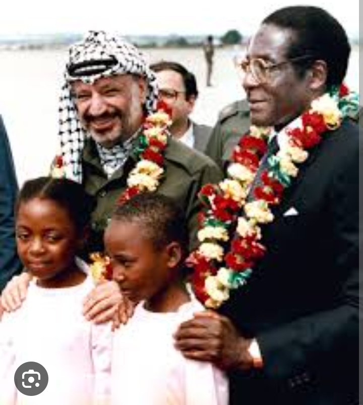 BaShonaBaShona's tweet photo. Only those  who have an imperialist mindset will  support the killings of Palestine 🇵🇸 people by the Israeli government! 
Rest in power, Yasah Arafit
Rest in power, RG Mugabe 
The fighters of freedom from imperialists and colonisation. 
#NoToGazaGenocide 
#PalestineLivesMatter https://t.co/HuCHJgqZNy