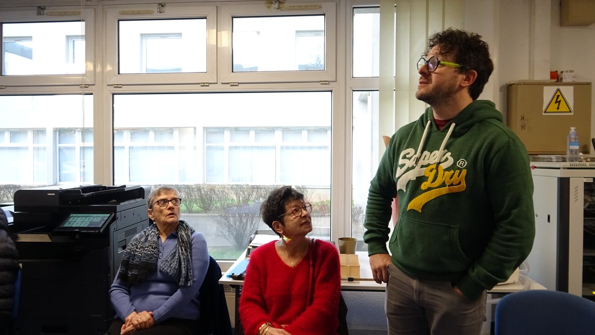 AfmTelethon37's tweet photo. Ce samedi 17 février, le groupe de parole Kfé 37 autour du thème de la kinésithérapie respiratoire. Nous remercions les deux kinésithérapeutes Marie-Charlotte RAIGNEAU et Matthieu BREMOND pour avoir participé, animé cette discussion. Nous avons conclu cette séance par un déjeuner https://t.co/jNELZdaDkP