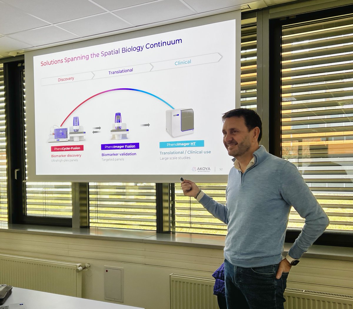 Very interesting seminar with Robert Stadt from @AkoyaBio about multiplex labbeling of tissue sections. Up to 103 different markers 😮 on one section!!! Amazing. Altium International sro.