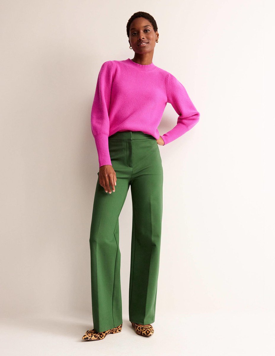 theguide_uk's tweet image. Up your dopamine levels with by giving your wardrobe a Crayola makeover for spring. We're loving @Bodenclothing ponte trousers #crayola #newseason #fashion bit.ly/3I8RZ7s