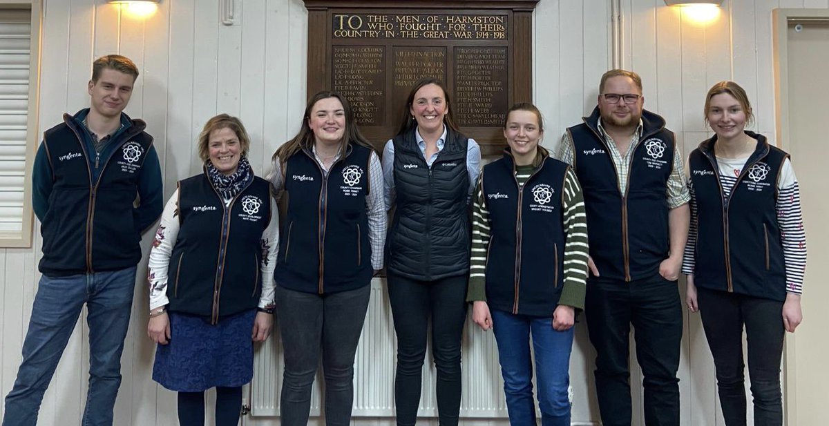 Thank you to @SyngentaUK and @hetonthewolds for our fabulous gilets. Make sure you look out for our top team wearing them! #lookingsmart @NFYFC