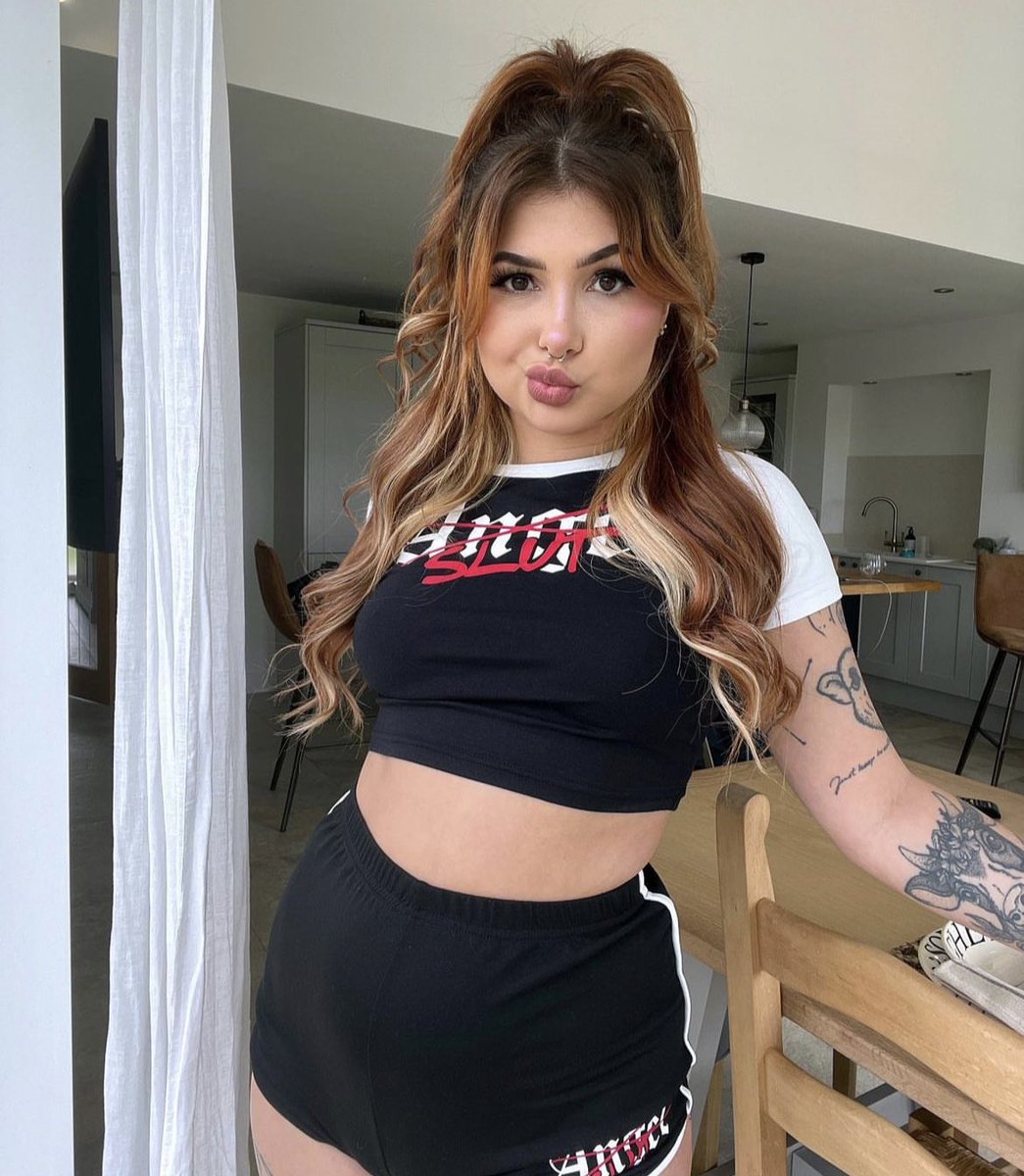 Brittnextdoor16's tweet photo. https://t.co/7UduJIt5uI

#onlyfans #onlyfans_girl #onlyfanscreator #NEWBIE https://t.co/LrtNMICJdS