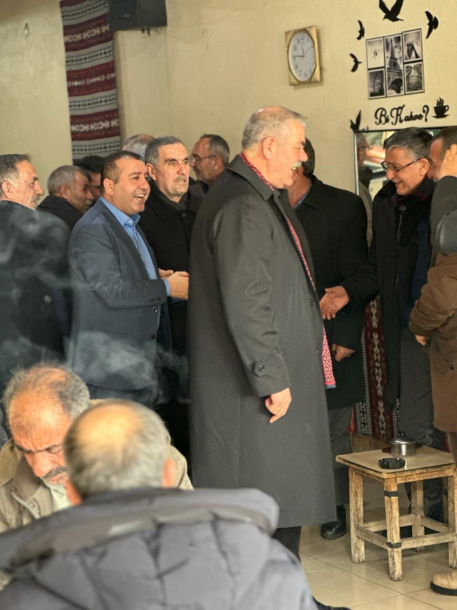 Bingöl’deki yerel seçim çalışmalarımıza devam ediyoruz. 

Bugün memleketim Karlıova’da Belediye Başkan Adayımız İlyas Bingöl ve İlçe Başkanımız Mustafa Gölen ile hemşehrilerimizle bir araya geldik. 

Onlardan her zaman olduğu gibi destek ve ilgi gördük. #KarlıovaİçinDEVAvakti