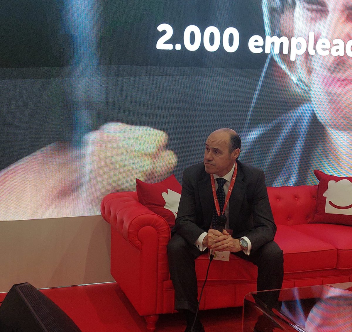 Seguimos en la #SemanaDelSeguro organizada por <a href="/Inese_seguros/">INESE</a> con nuevas entrevistas y debates nuestro espacio #GranFormato y #SofáHomeServe. Hoy ha estado con nosotros <a href="/MarzalG/">Arturo Marzal</a>  para hablar sobre el cliente.