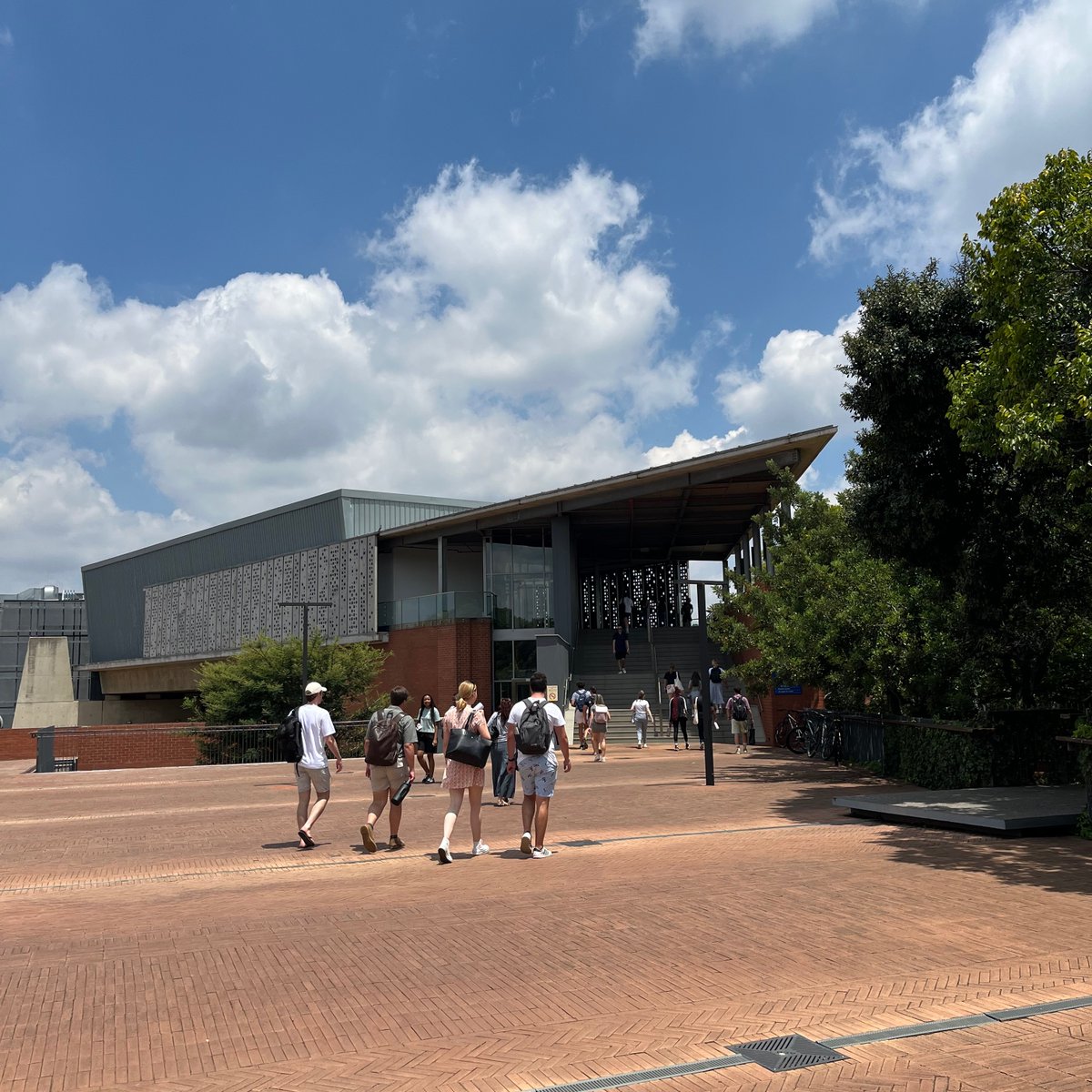 We are thrilled to welcome all new and returning students starting the academic year of 2024🥳 Here’s a fun fact ℹ️ As a student of @UPTuks or any public tertiary institution, you can access the @javett_up for FREE with your student card. See you soon 😉