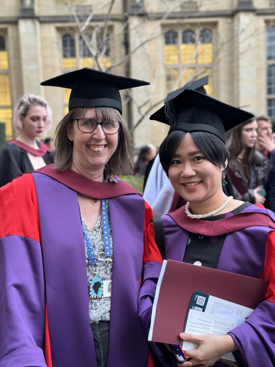 Congratulations to Dr Yuri Hamashima who was awarded her PhD today, well done to her very proud supervisors Jo Coast, Amanda Owen-Smith and Tim Jones! @YuriH1606 @joclarkecoast @TimJones1978