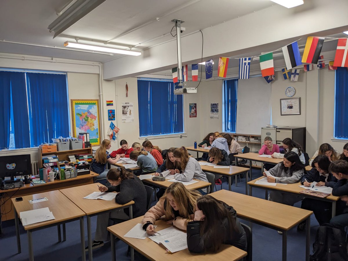 GlenalmondColl's tweet image. Our linguists hard at work taking part in the Linguistic Olympiads where they are solving problems in Old English, Warlpiri, Khmer and Xhosa.

#GlenalmondCollege #linguisticsfun #linguistics
