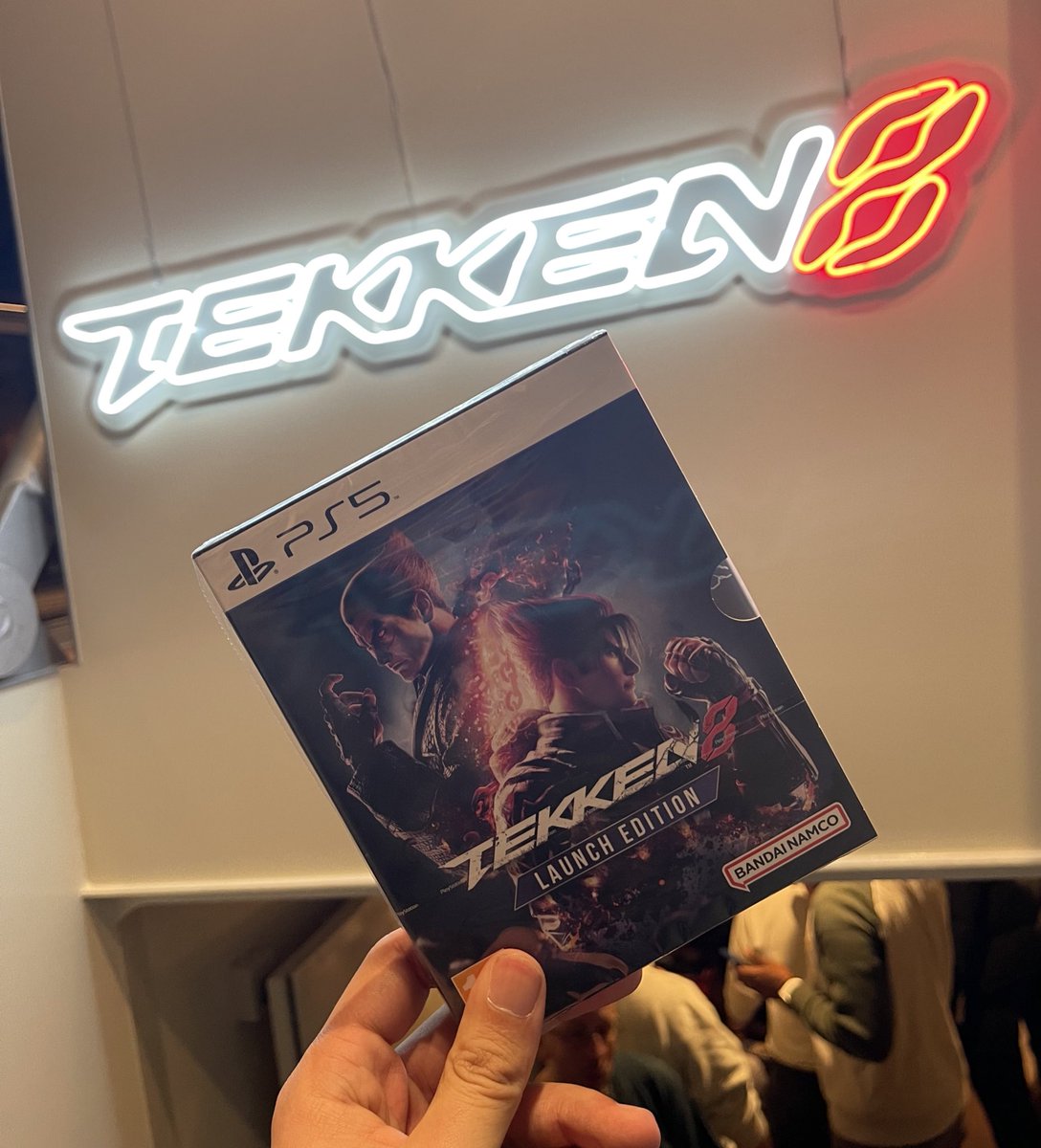 J’ai envie de vous faire plaisir ❤️ RT + Follow pour tenter de remporter un jeu Tekken 8 sur PS5 ! 🎁 Tirage au sort du #concours le 28/02 ! #TEKKEN8