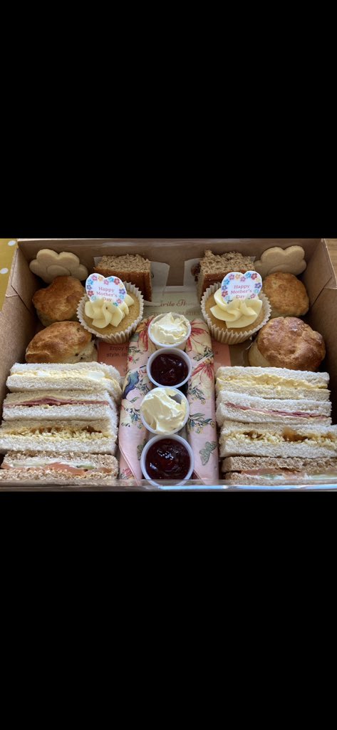 My Favourite Things: vintage afternoon teas tweet media
