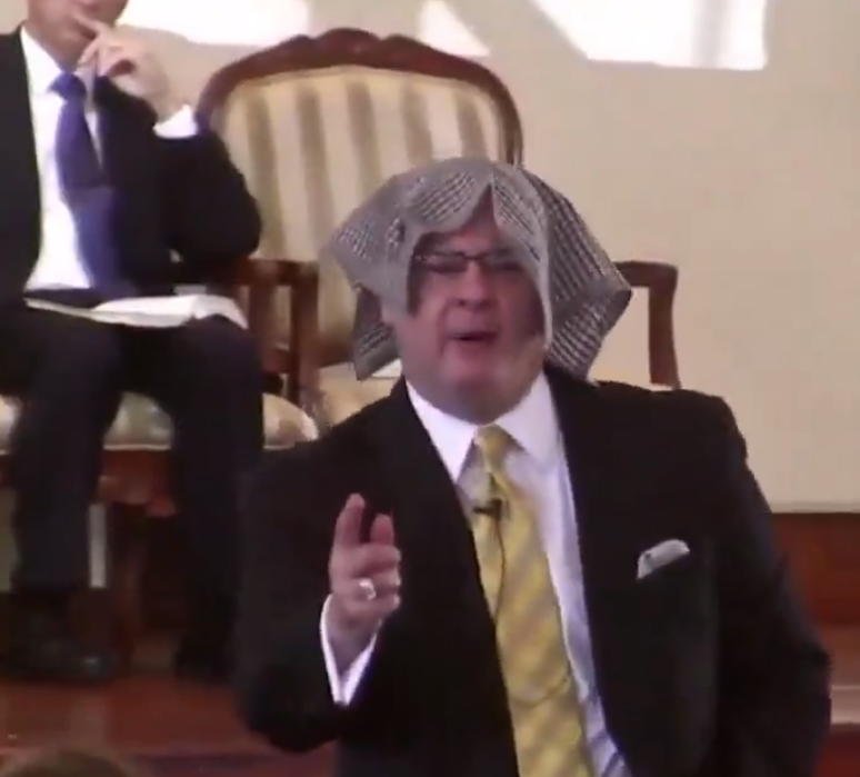 weecalvin1509's tweet image. Not sure which part of @DrJohnNHamblin 45 minute advice I found the most amusing.

2# (sic) Little or no content #FluffStuff 
#3 (sic) Being a stand up comedian or dramatic  thespian
or 5# (sic) "this shades (sic) of Calvinism approach that's sneaking it's (sic) way etc."
#Funny