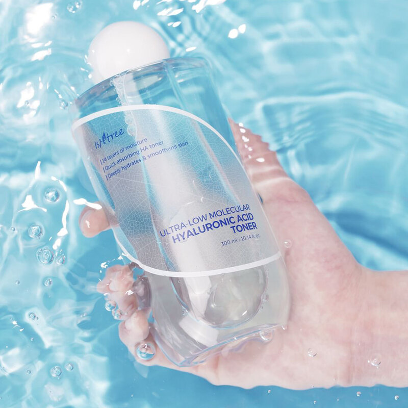 Stylehan_TH's tweet image. ทำเป็นเล่นนนน! นะแกเช็ดหน้าแล้วไม่แพ้ สิวไม่ขึ้นแถมผิวชุ่มชื้นอิ่มน้ำ ได้เพราะ ISNTREE Hyaluronic Acid Toner เพิ่มกรดไฮยาลูโรนิค 14 ชนิด เติมความสดชื่นให้ผิวด้วยโทนเนอร์วีแกนและคงความชุ่มชื้นล้ำลึกตลอดทั้งวัน
พิกัด📍 shope.ee/1VaaInmTcK

#โทนเนอร์ #HowtoPerfect #ผิวแพ้ง่าย