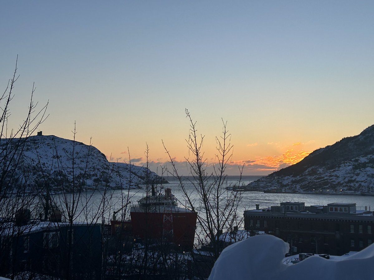 Flash of morning sun behind Southside Hills #NunneryHillView ⁦@KrissyHolmes⁩ @destinationSJ @CityofStJohns @HospitalityNL @NLTweets @ParkscanadaNL @DowntownStJohns @HappyCitySJ @ExploreCanada @EastCoastTrail #yyt #nlwx