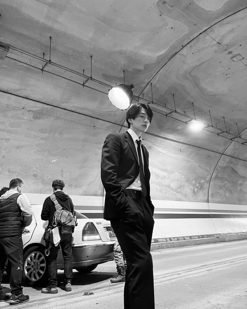 dongwook posted more of jinman on his instagram I LOVE IT HERE