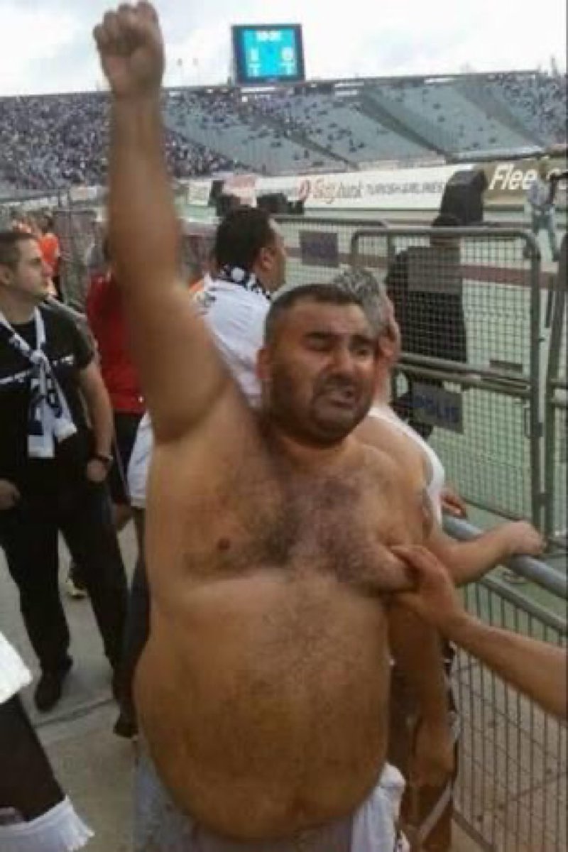 1907crkn's tweet photo. #memechallange yapacakmısınız 😅😅😅 https://t.co/oRcSziWnGy