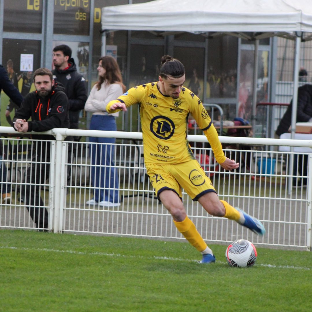 SigneBenis's tweet photo. Retour en image sur le match de l’AF Virois face à l’US Saint Malo samedi dernier:

@AfVirois @Anaslamrabette @footnational @footennormandie https://t.co/RfORo3BcZp