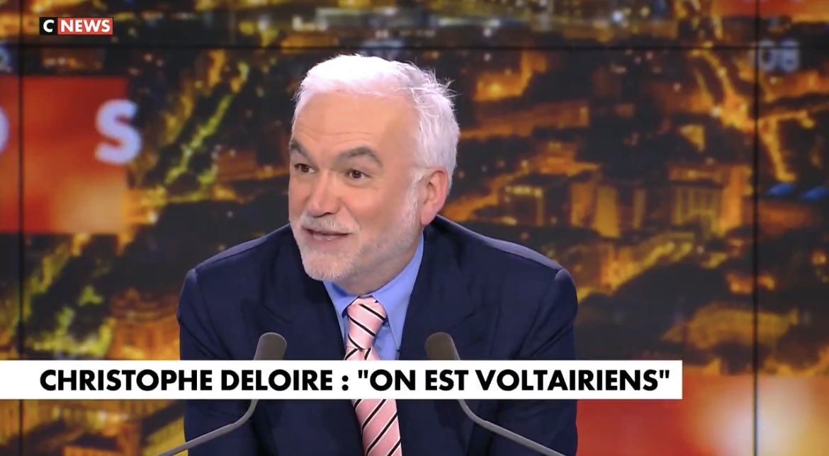 DestinationTele's tweet photo. Sans surprise désormais, Cnews 1ère chaîne info hier mardi
CNEWS : 3,3% 
BFMTV : 2,8% https://t.co/z8baOK4TWY