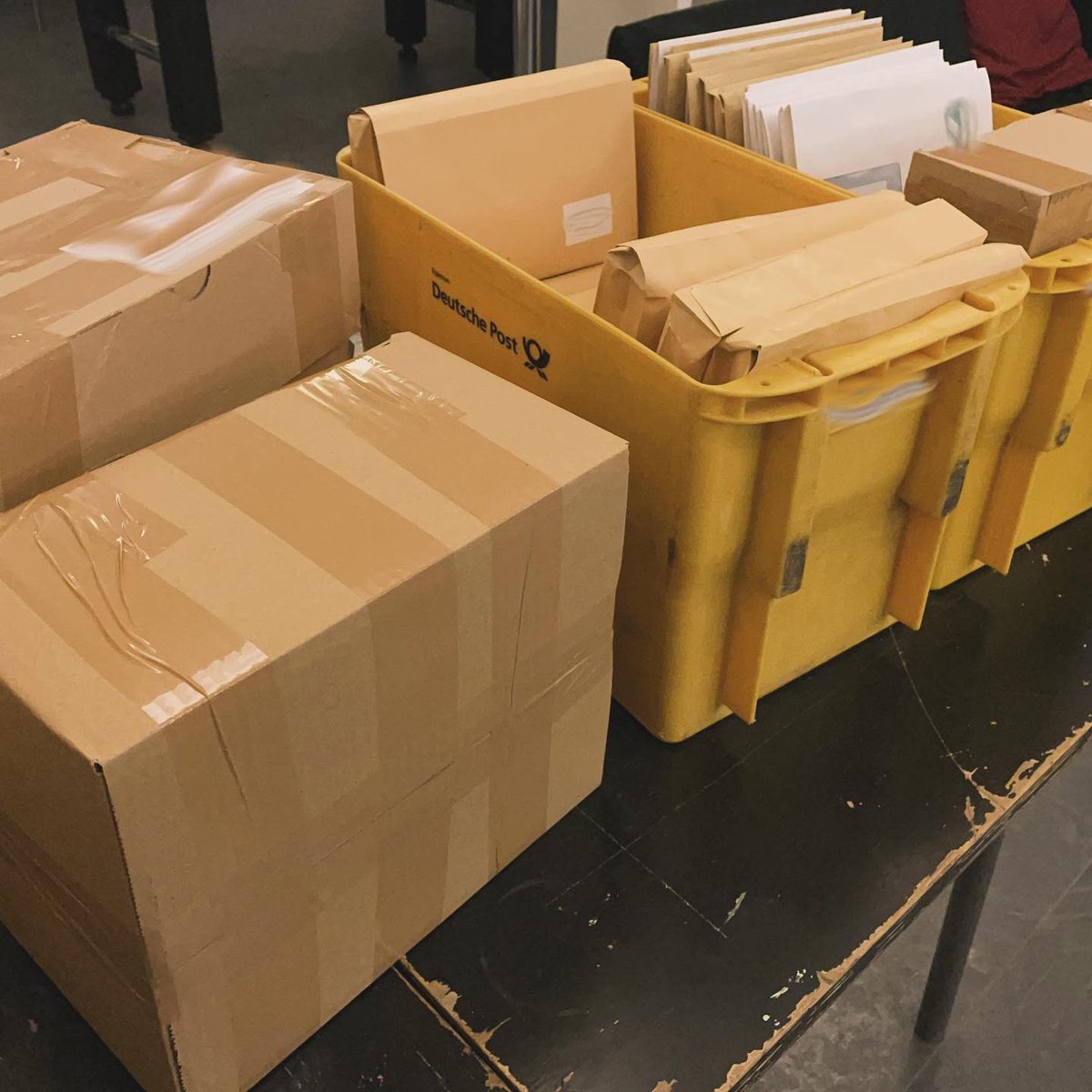 Die Mobi für das #AntifaCampBayern läuft. Sticker und mehr gibt’s bald auch in deinem Laden.