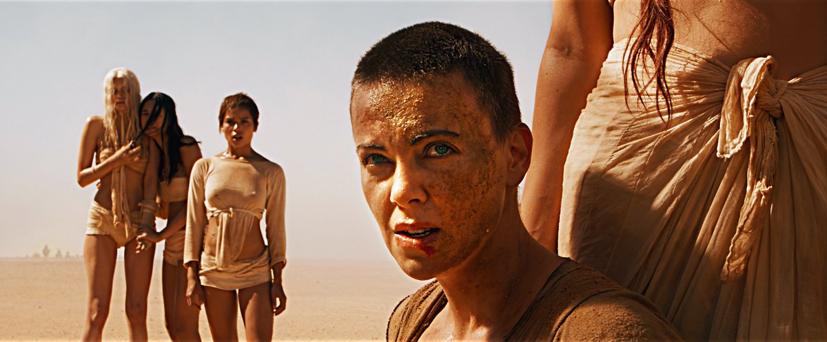 TheStrangeFilms's tweet photo. As the world fell, each of us in our own way was broken. It was hard to know who was more crazy... me, or everyone else.

#TomHardy #CharlizeTheron #MadMaxFuryRoad #MadMax #GeorgeMiller #Cinema #Cinematography https://t.co/RcNZNfMebo