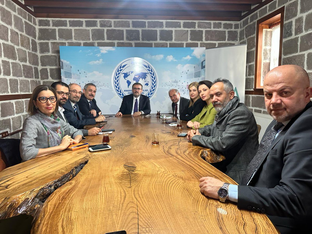 Anadolu Yayıncılar Federasyonu olarak AK Parti MKYK üyesi Sn Mahir Ünal Bey’i  ağırladık. <a href="/mahirunal/">Mahir Ünal 🇹🇷</a> <a href="/Akparti/">AK Parti</a>