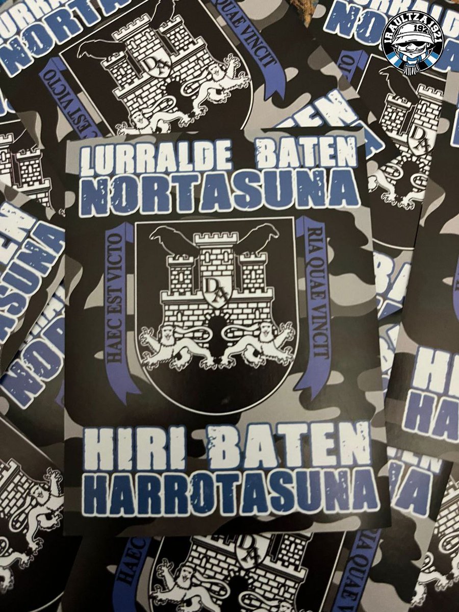 🔵⚪️ERANSKAILU BERRIAK / NUEVAS PEGATINAS 30x3€⚪️🔵 Gure hiria apaintzeko edota edonora goazela gure aztarna han uzteko.Larunbatean material postuan salgai. Para embellecer nuestra ciudad o dejar nuestra huella allá donde vayamos.El sábado a la venta en el puesto de material.