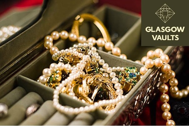 glasgowvaults's tweet photo. From wedding bands to watch collections to important documents, we have box sizes that will fit all your safety needs! Call Glasgow Vaults on 0141 343 1305. #Glasgow #GlasgowVaults #safedepositboxes #safedeposit #safedepositbox #vault #burglary #theft https://t.co/OPyHTJc8EE