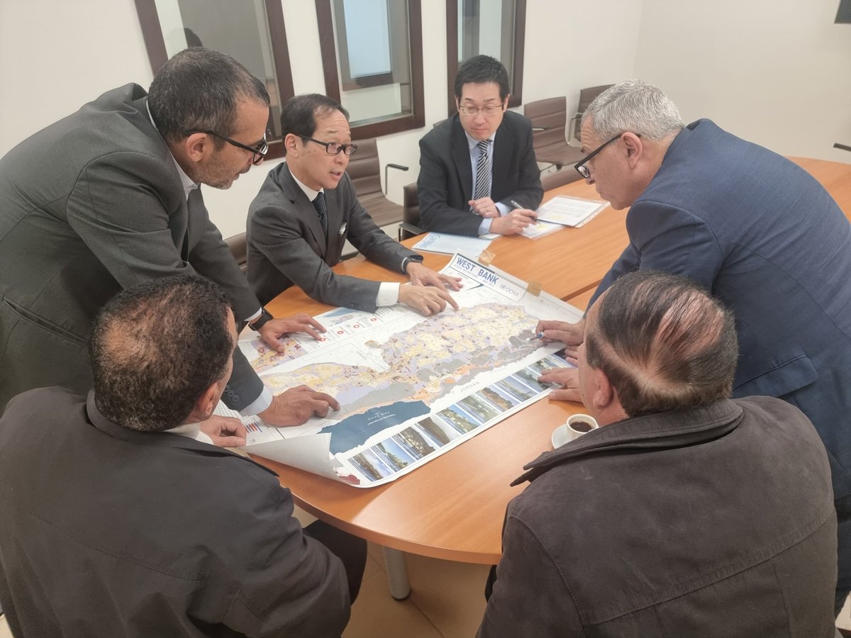 ROJ_Palestine's tweet photo. 2/3 👇
Second, to construct a sewage channel to prevent health risks and contamination of groundwater caused by wastewater in the Wadi Al-Zoumer - #Anabta area.
🇯🇵🤝🇵🇸 https://t.co/d4JRWoNijS