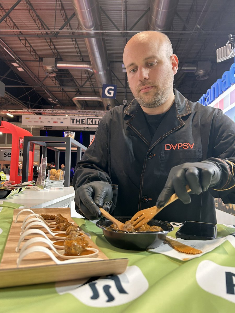 mercamadrid_hoy's tweet photo. ➡️¿Preparad@ para disfrutar de un producto con un sabor único? 💯 

⏱️En el estand de Mercamadrid, podrás disfrutar de los productos #gourmet de #Dapsa

📍Pabellón 7, estand G777

#HIP2024 https://t.co/BkrsxDcADA