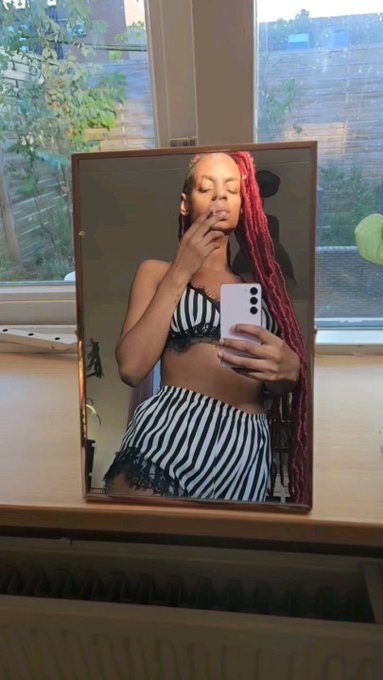 Human ashtray/smoke fetish https://t.co/sIQIrpSQ5M #realloyalfans https://t.co/zJYT7s3e0L<a href="/tag/realloyalfans"class="tags"><span>#realloyalfans</span></a>