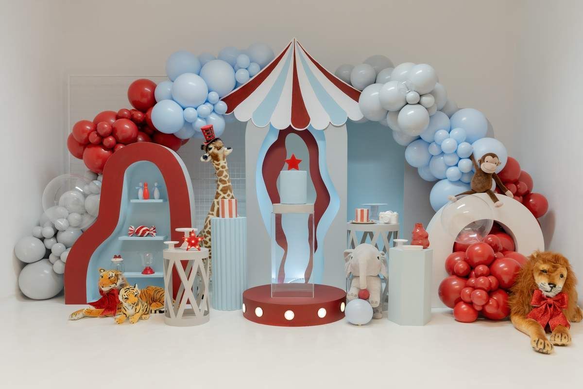 catchmyparty's tweet photo. Don't miss this fun circus birthday party! The stuffed animals decorating the dessert table is fantastic!  https://t.co/tPiTVefeir  #catchmyparty #partyideas #circus #circusparty #boybirthdayparty https://t.co/P9hrco0jUC