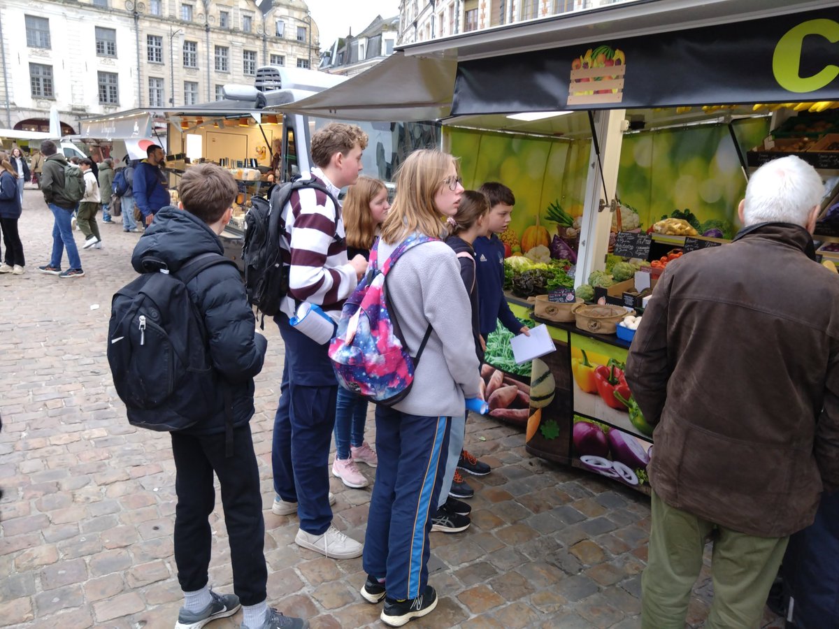 KinghamThe's tweet photo. This morning saw a bit of R&amp;R for the @kinghamhillsch Battalion at the market in Arras. The pupils were challenged to buy the best picnic with just €5 each. It was great to hear them use their French in a real life situation. @NSTHistory @NSTLanguages https://t.co/EijvE2xsJy