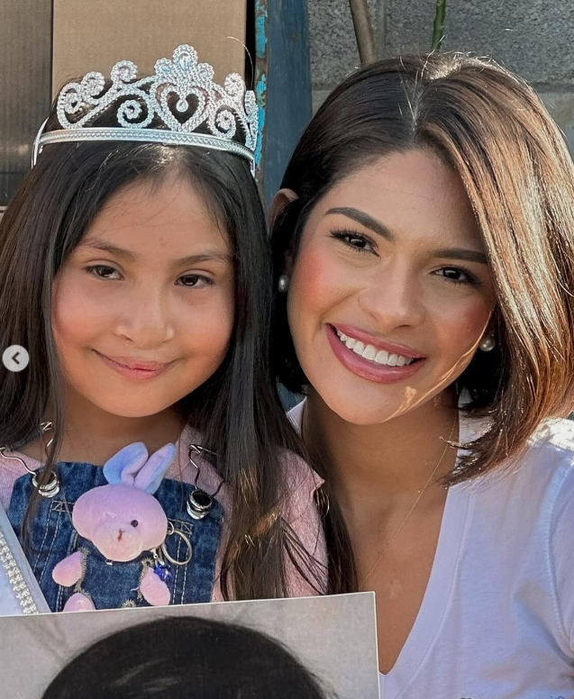 Kande_s2's tweet photo. Thanks for showing  all of the impactful work being done here in Mexico City! Changing lives one smile at a time 💕 https://t.co/fC0GtbNVGT